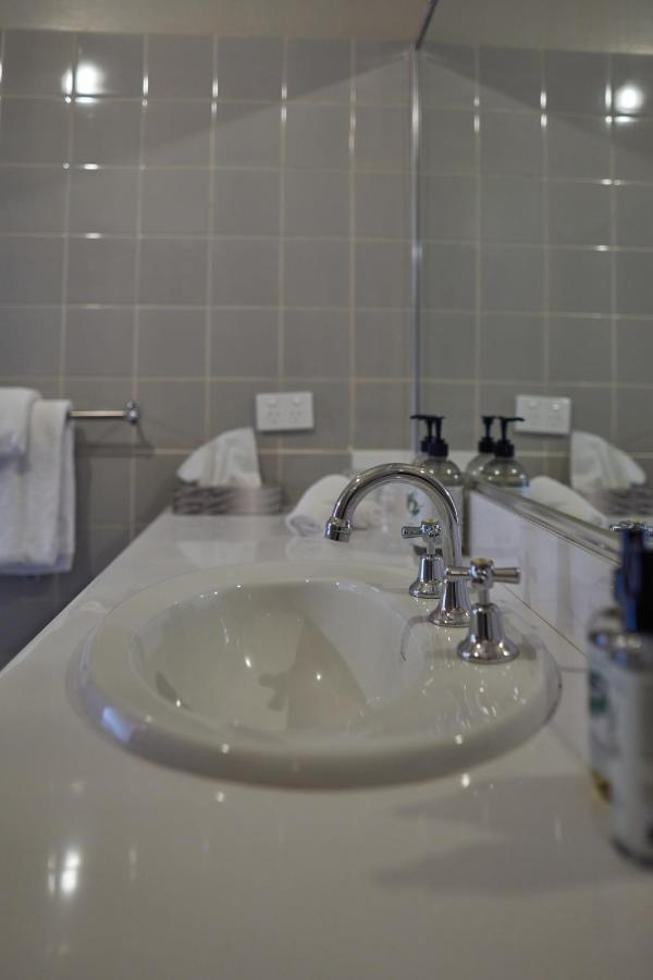 Eltham Hotel Nsw エクステリア 写真